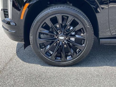 New 2026 Cadillac Escalade Platinum Sport AWD/4WD image 9