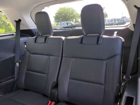 New 2026 Ford Explorer Active w/ Active Comfort Package RWD image 15