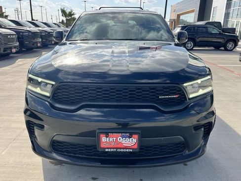 Used 2024 Dodge Durango GT image 2