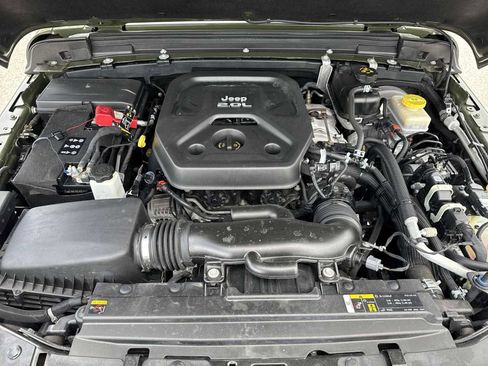 Used 2021 Jeep Wrangler Unlimited Sport AWD/4WD image 14