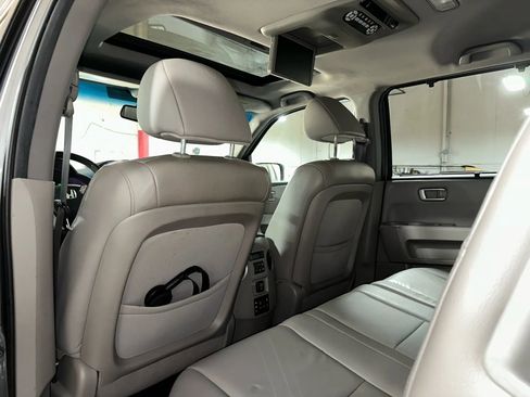 Used 2012 Honda Pilot Touring image 27