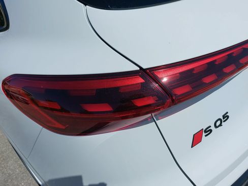 New 2026 Audi SQ5 Premium Plus AWD/4WD image 38