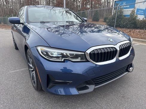 Certified 2022 BMW 330i Sedan w/ Premium Package image 3