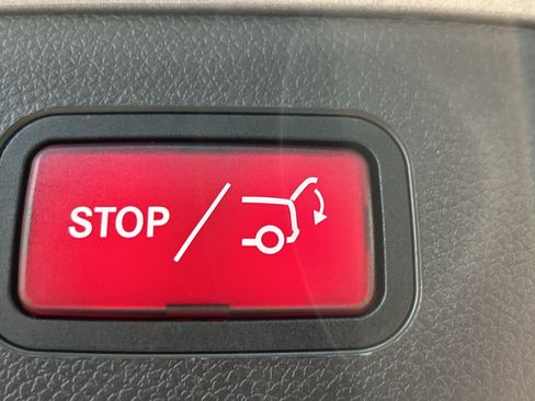 Used 2016 Mercedes-Benz GLA 250 image 11