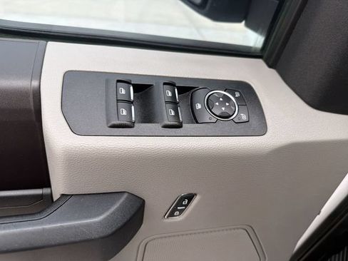 Used 2019 Ford F150 XL w/ Equipment Group 101A Mid RWD image 10