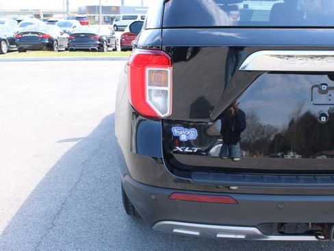 Used 2020 Ford Explorer XLT w/ Equipment Group 202A image 43