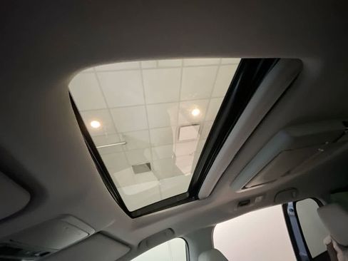 Used 2019 Honda Odyssey Touring image 22