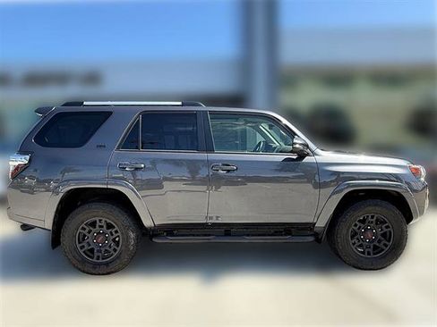 Used 2023 Toyota 4Runner SR5 Premium w/ Moonroof Package AWD/4WD image 10