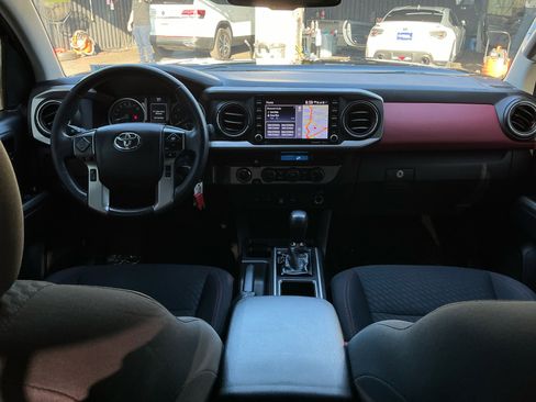 Used 2021 Toyota Tacoma SR5 image 15