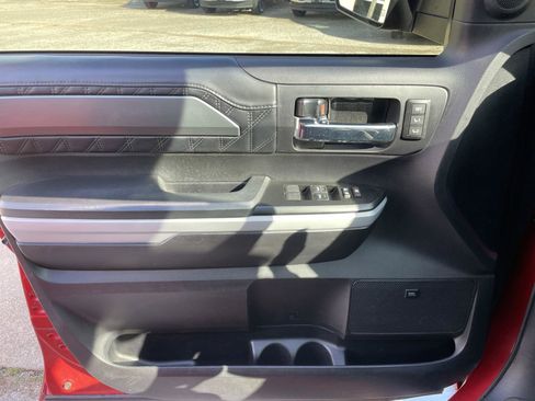 Used 2020 Toyota Tundra Platinum image 32