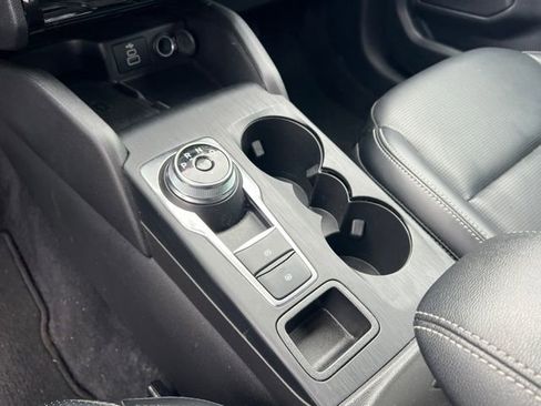 Used 2025 Ford Escape Platinum image 22