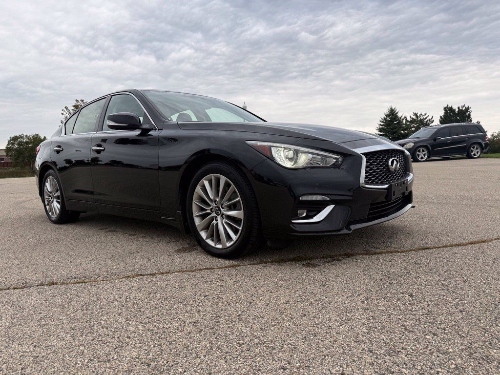 Used 2021 INFINITI Q50 Luxe w/ Seat & Sound Package AWD/4WD image 8