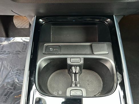 Used 2023 Mercedes-Benz EQB 250+ image 27