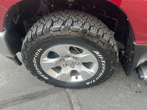 Used 2020 RAM 1500 Big Horn AWD/4WD image 11