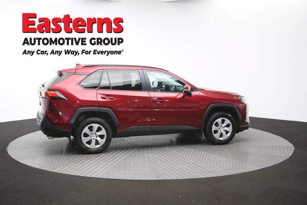 Used 2021 Toyota RAV4 LE AWD/4WD image 43