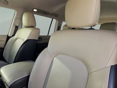 Used 2023 INFINITI QX80 Premium Select w/ All-Season Package image 21