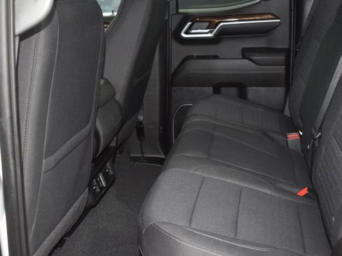 Used 2023 GMC Sierra 1500 Elevation image 9