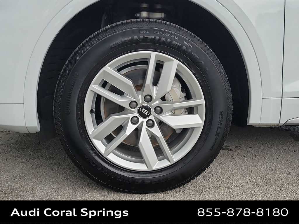 Certified 2023 Audi Q5 2.0T Premium w/ Convenience Package AWD/4WD image 16