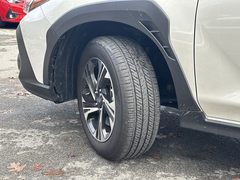 Used 2024 Subaru Crosstrek 2.0i Premium image 7