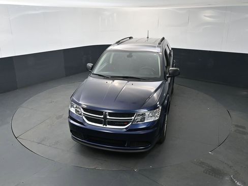 Used 2020 Dodge Journey SE w/ SE Popular Equipment Group FWD image 30