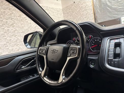 Used 2021 Chevrolet Tahoe Z71 w/ Z71 Signature Package AWD/4WD image 21