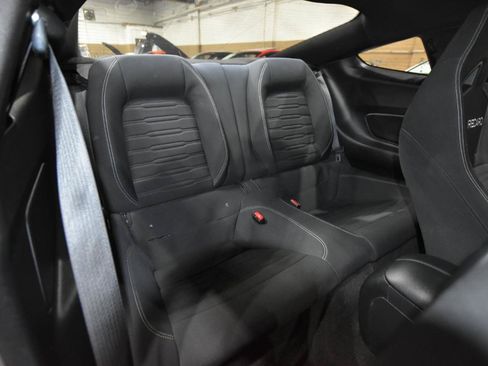 Used 2017 Ford Mustang GT w/ GT Performance Package RWD image 29