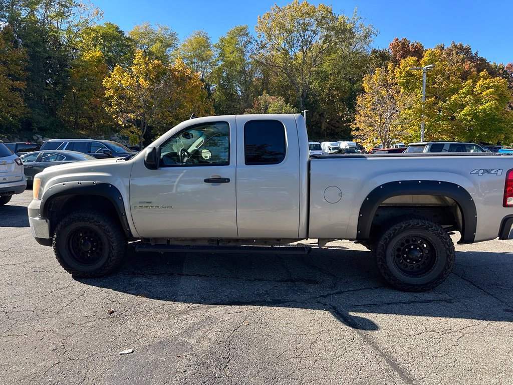 Used 2008 GMC Sierra 2500 SLE AWD/4WD image 2