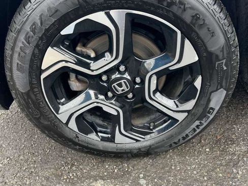 Used 2019 Honda CR-V Touring image 16