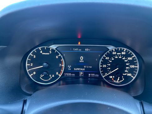 Used 2024 Nissan Altima 2.5 SV image 16