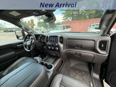 Used 2023 GMC Sierra 2500 Denali AWD/4WD image 6