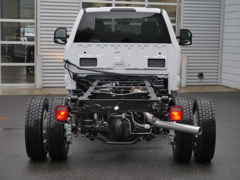 New 2026 Ford F550 XLT w/ XLT Value Package AWD/4WD image 17