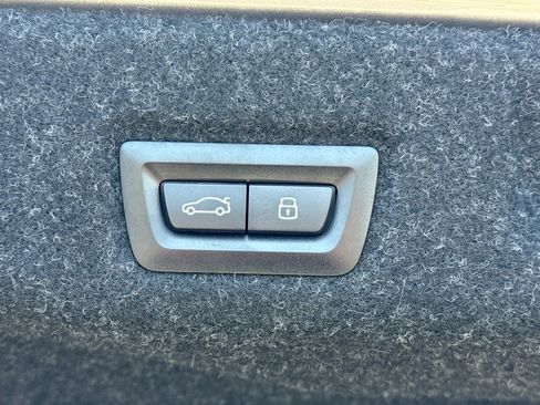 Used 2026 BMW 530i w/ M Sport Package RWD image 11