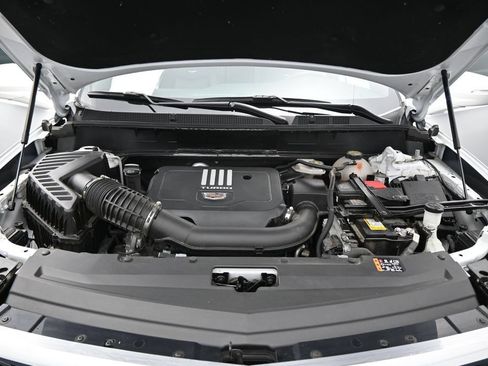 Used 2024 Cadillac XT6 Luxury w/ LPO, Floor Liner Package AWD/4WD image 28