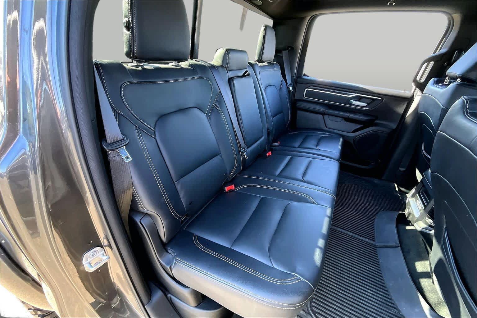 Used 2022 RAM 1500 Big Horn AWD/4WD image 19