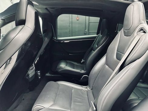 Used 2016 Tesla Model X 90D AWD/4WD image 24