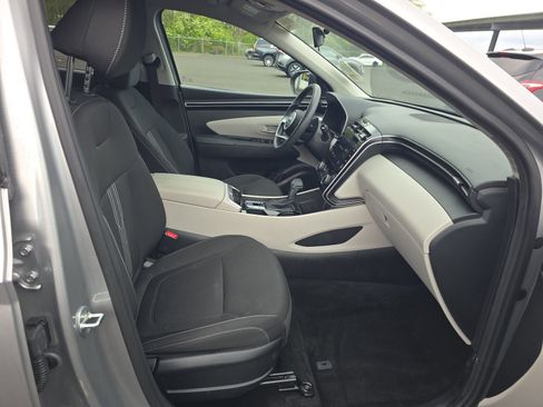 Used 2023 Hyundai Tucson SEL FWD image 13