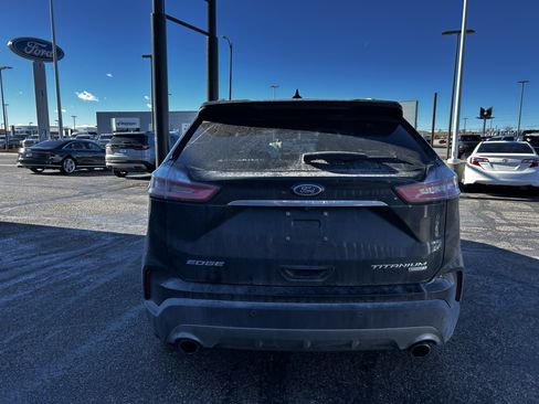 Used 2019 Ford Edge Titanium image 4