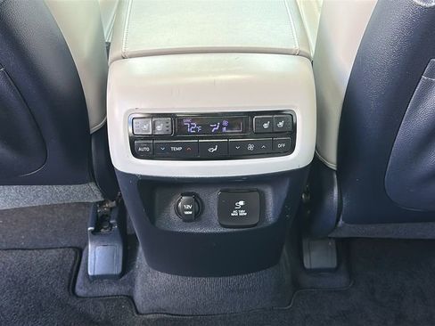 Used 2022 Hyundai Palisade Calligraphy w/ Cargo Package image 31