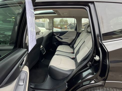 Used 2019 Subaru Forester Premium w/ All-Weather Package image 20