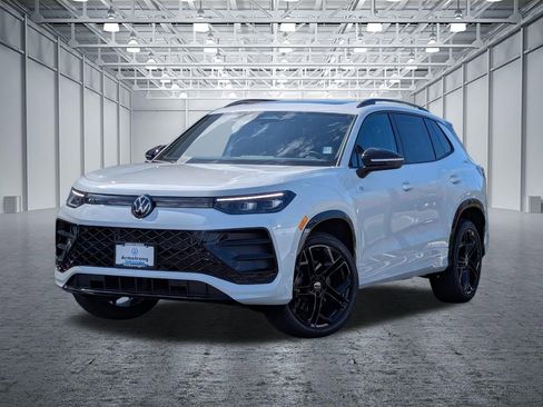 New 2026 Volkswagen Tiguan SE R-Line AWD/4WD image 1
