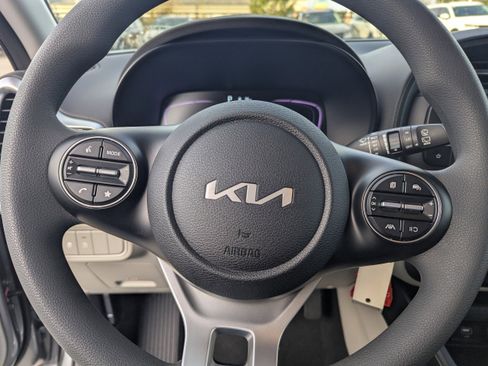 New 2025 Kia Soul LX image 13