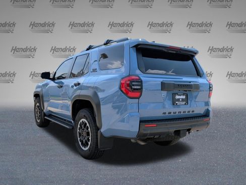 Used 2025 Toyota 4Runner TRD Off-Road Premium AWD/4WD image 9