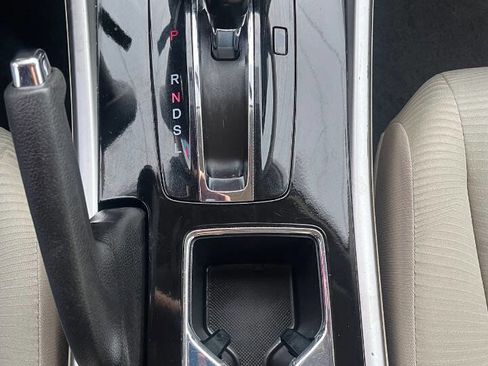 Used 2017 Honda Accord LX image 21