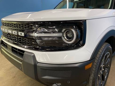 New 2025 Ford Bronco Sport Outer Banks w/ Outer Banks Tech Package+ image 6
