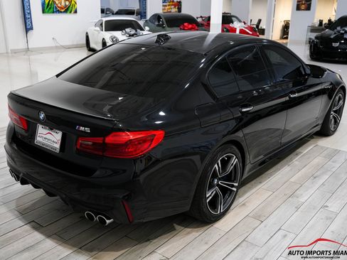 Used 2018 BMW M5 AWD image 25