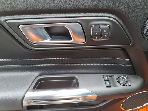 Used 2021 Ford Mustang GT Premium w/ Equipment Group 401A image 11