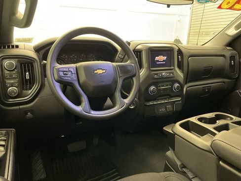 Used 2026 Chevrolet Silverado 1500 Custom AWD/4WD image 10