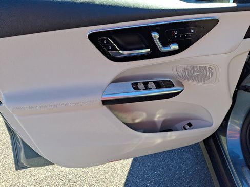 Certified 2026 Mercedes-Benz GLC 300 image 12