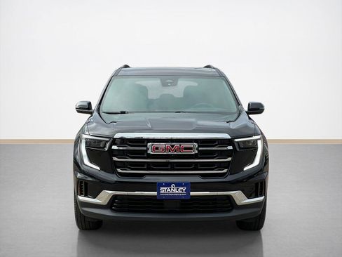 Used 2025 GMC Acadia Elevation image 2