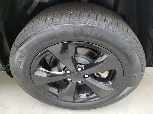 Used 2021 Jeep Cherokee Latitude Plus image 31